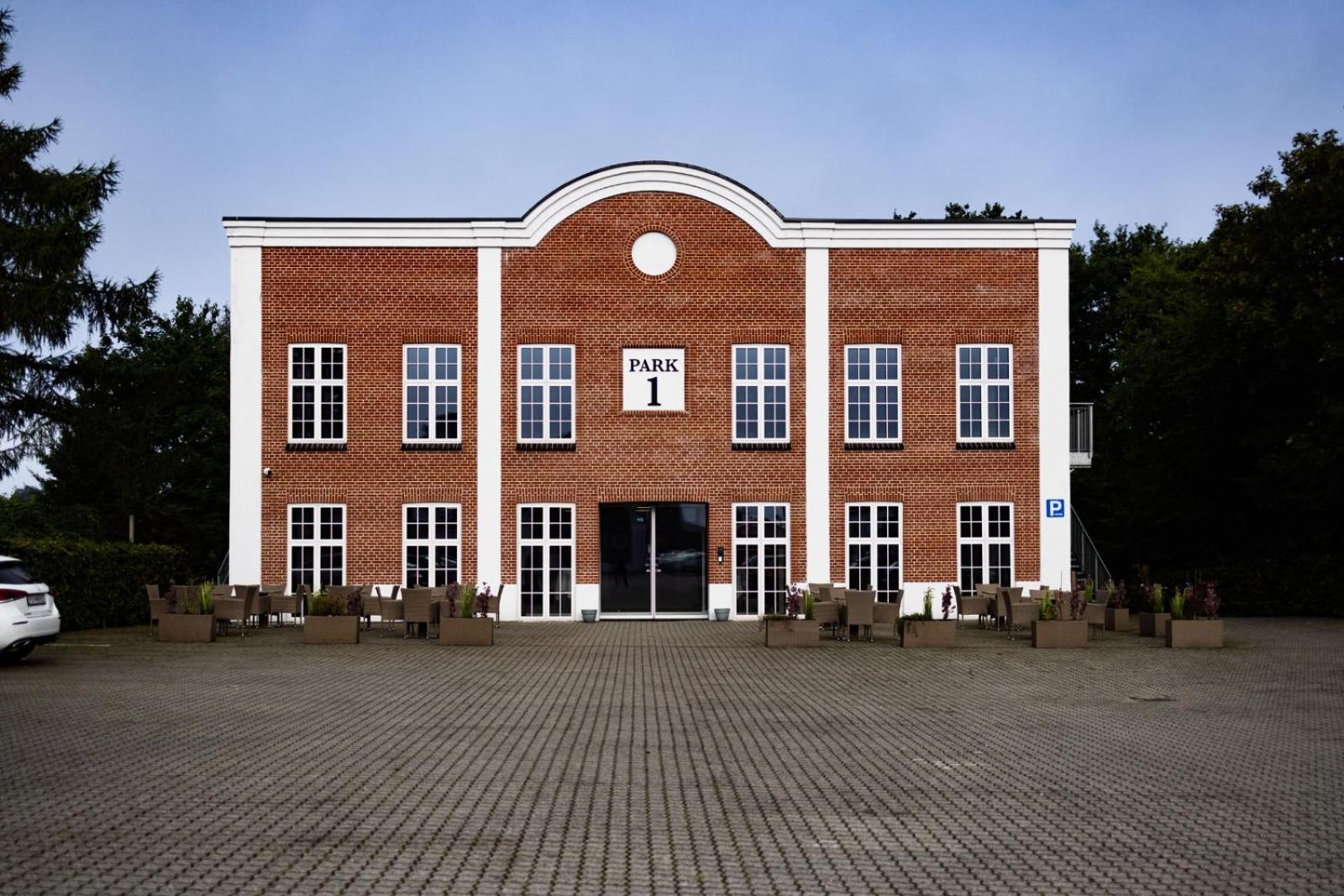 מידלפרט Milling Hotel Park מראה חיצוני תמונה